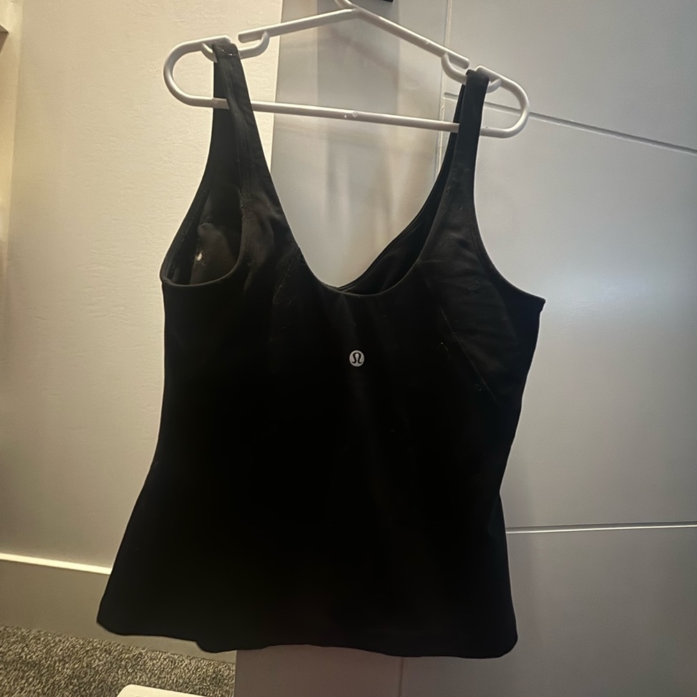 long black align tank top